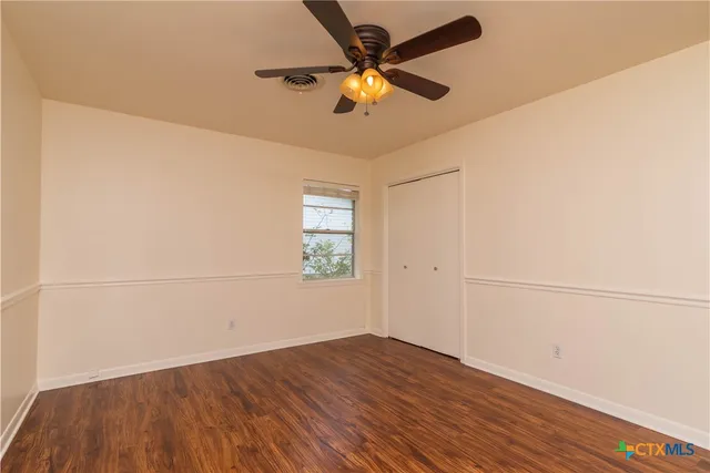 $2,000 | 316 Mulberry Avenue South, Luling, TX 78648