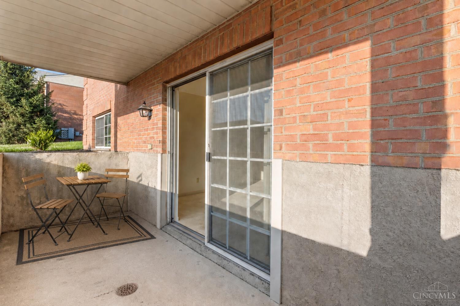 3547 Jessup Road, Unit 1A Cincinnati, OH 45239 - Photo 38 of 46