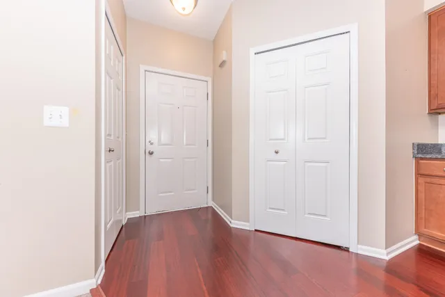 $329,500 | 1008 Summerfield Glen, Ann Arbor, MI 48103