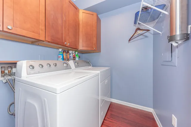 $329,500 | 1008 Summerfield Glen, Ann Arbor, MI 48103