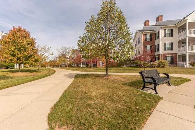 $329,500 | 1008 Summerfield Glen, Ann Arbor, MI 48103