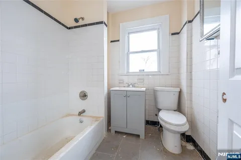$349,900 | 153 Augusta Street, Irvington, NJ 07111