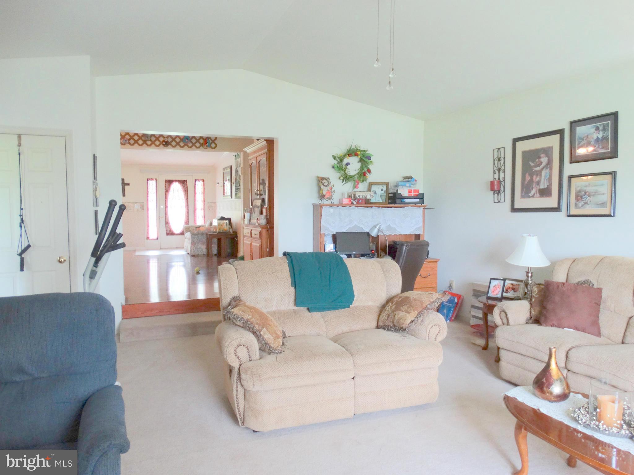 1990 Mummasburg Road Gettysburg, PA 17325 - Photo 22 of 30 Family Room