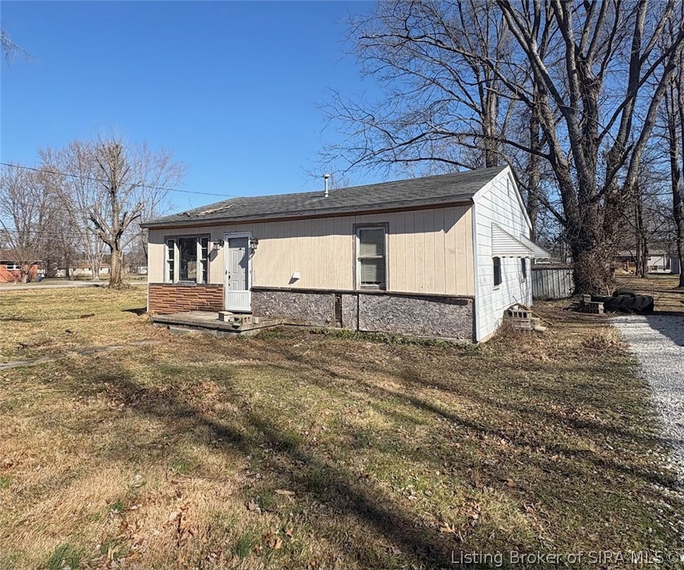 1309 West Gibson Drive Austin, IN 47102 - Photo 2 of 3