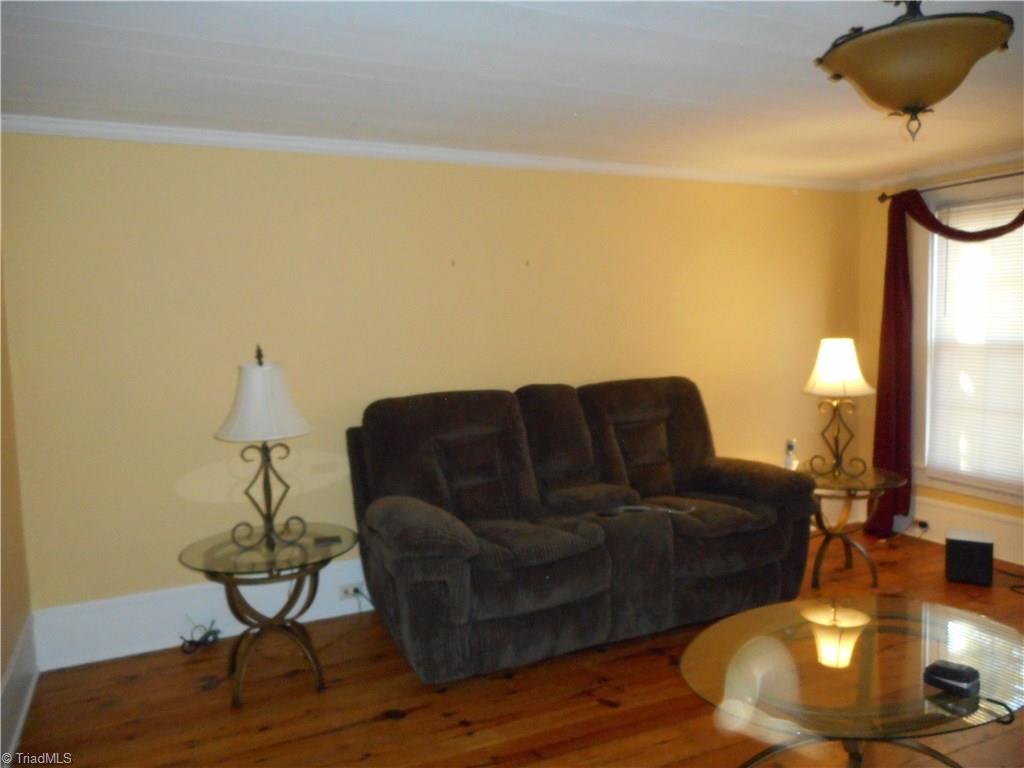 2575 Griffith Road Winston-Salem, NC 27103 - Photo 9 of 30 Gallery Image 9