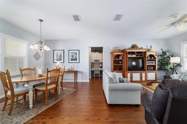 $309,900 | 13146 Southeast 93rd Terrace Road, Summerfield, FL 34491