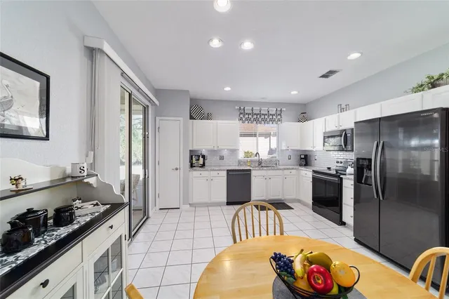 $309,900 | 13146 Southeast 93rd Terrace Road, Summerfield, FL 34491