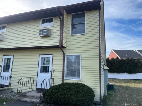 $1,600 | 268 Hartford Turnpike, Unit A12, Tolland, CT 06084