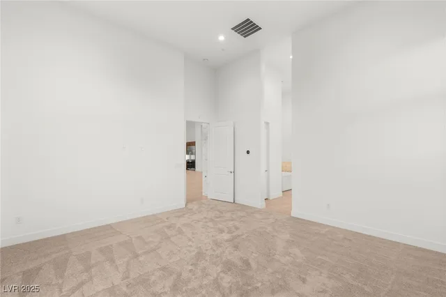 $8,495 | 10793 Vista Altura Avenue, Las Vegas, NV 89135