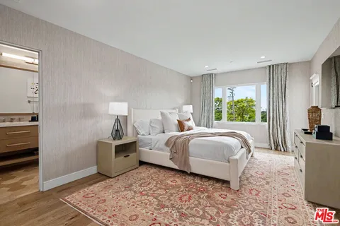 $5,395,000 | 922 Berkeley Street, Santa Monica, CA 90403