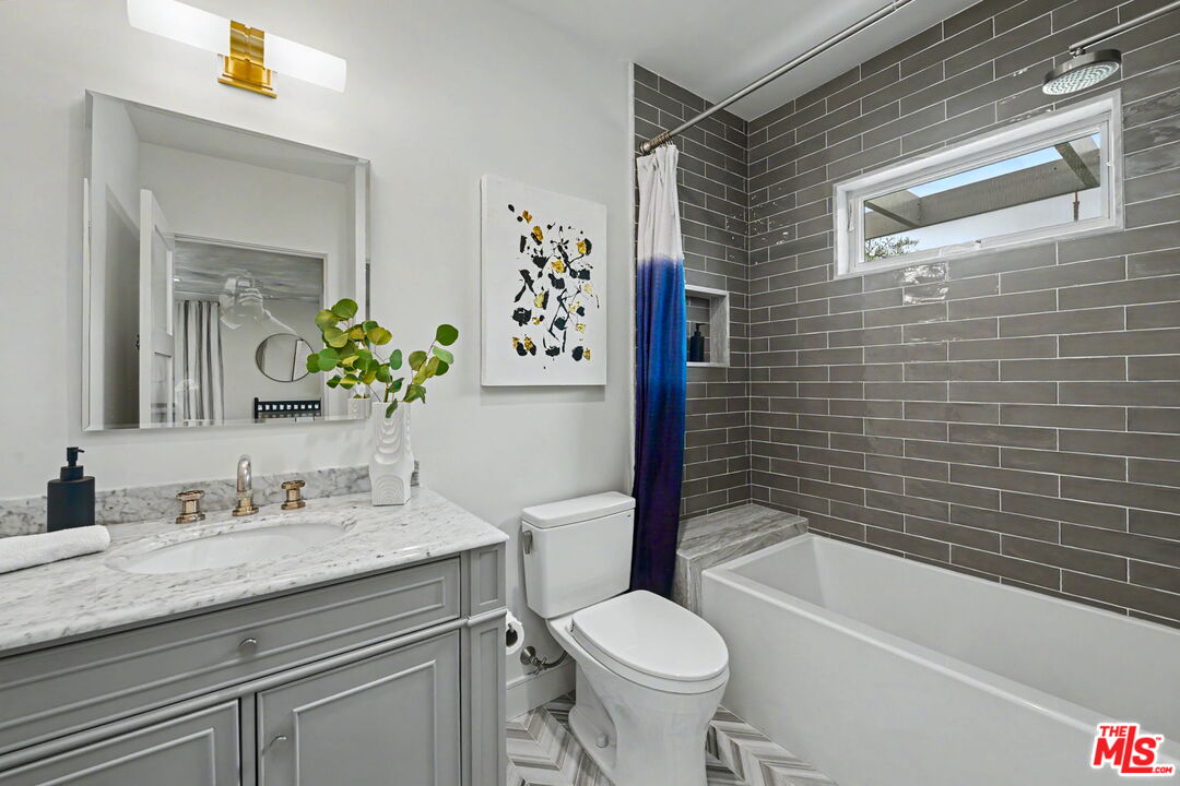 922 Berkeley Street Santa Monica, CA 90403 - Photo 32 of 52