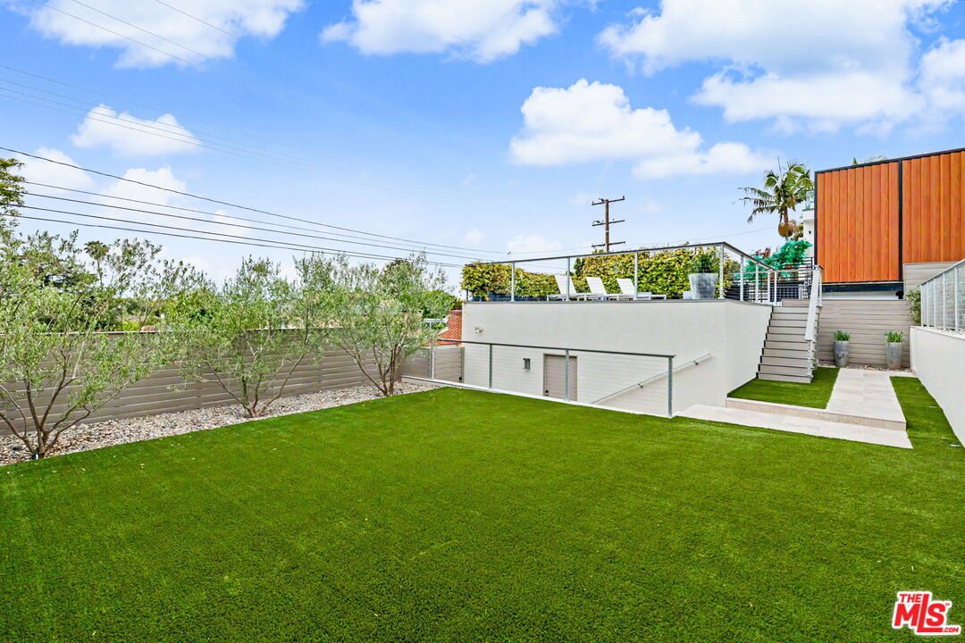 922 Berkeley Street Santa Monica, CA 90403 - Photo 38 of 52