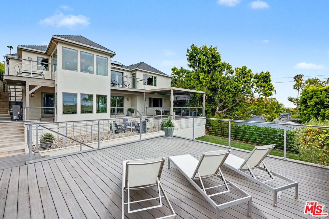 922 Berkeley Street Santa Monica, CA 90403 - Photo 39 of 52