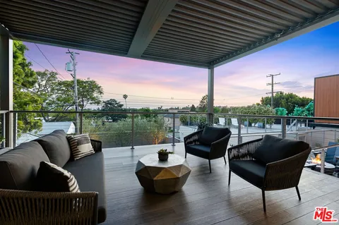 $5,395,000 | 922 Berkeley Street, Santa Monica, CA 90403