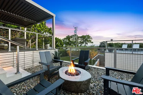 $5,395,000 | 922 Berkeley Street, Santa Monica, CA 90403