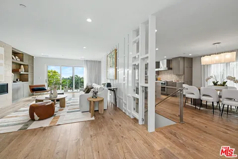 $5,395,000 | 922 Berkeley Street, Santa Monica, CA 90403