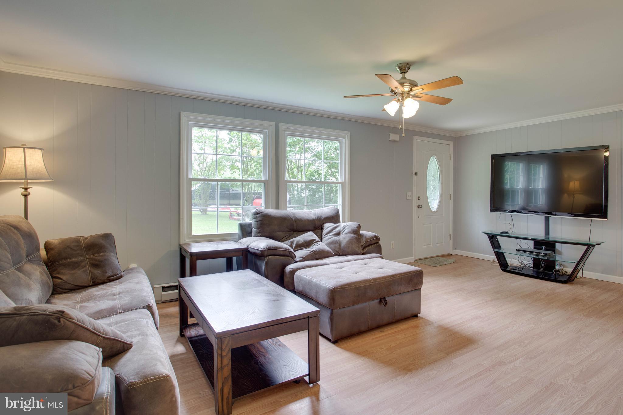 8290 Sycamore Road Lusby, MD 20657 - Photo 9 of 27 Living Room