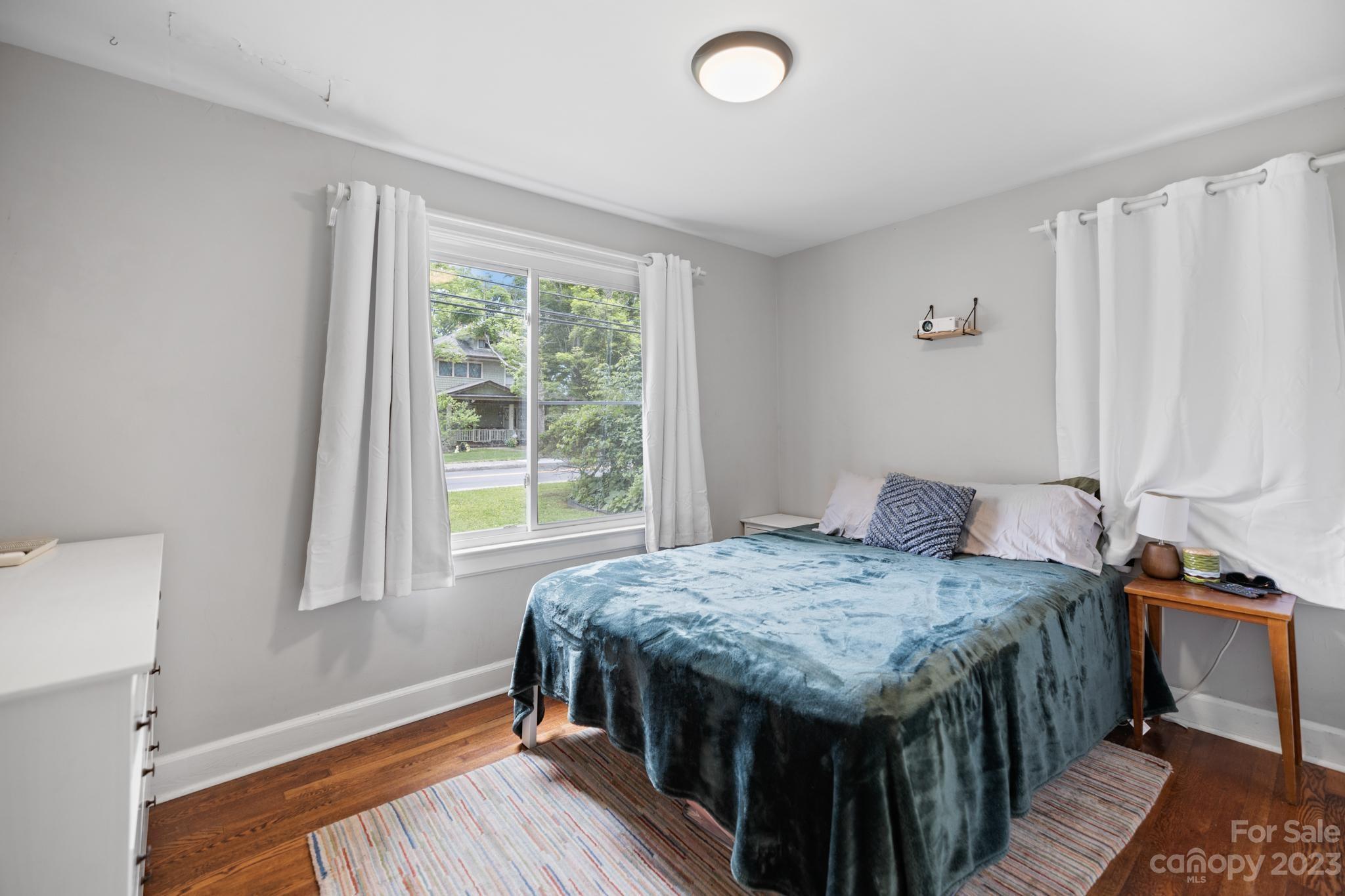 211 Brevard Road Asheville, NC 28806 - Photo 16 of 33 Gallery Image 16