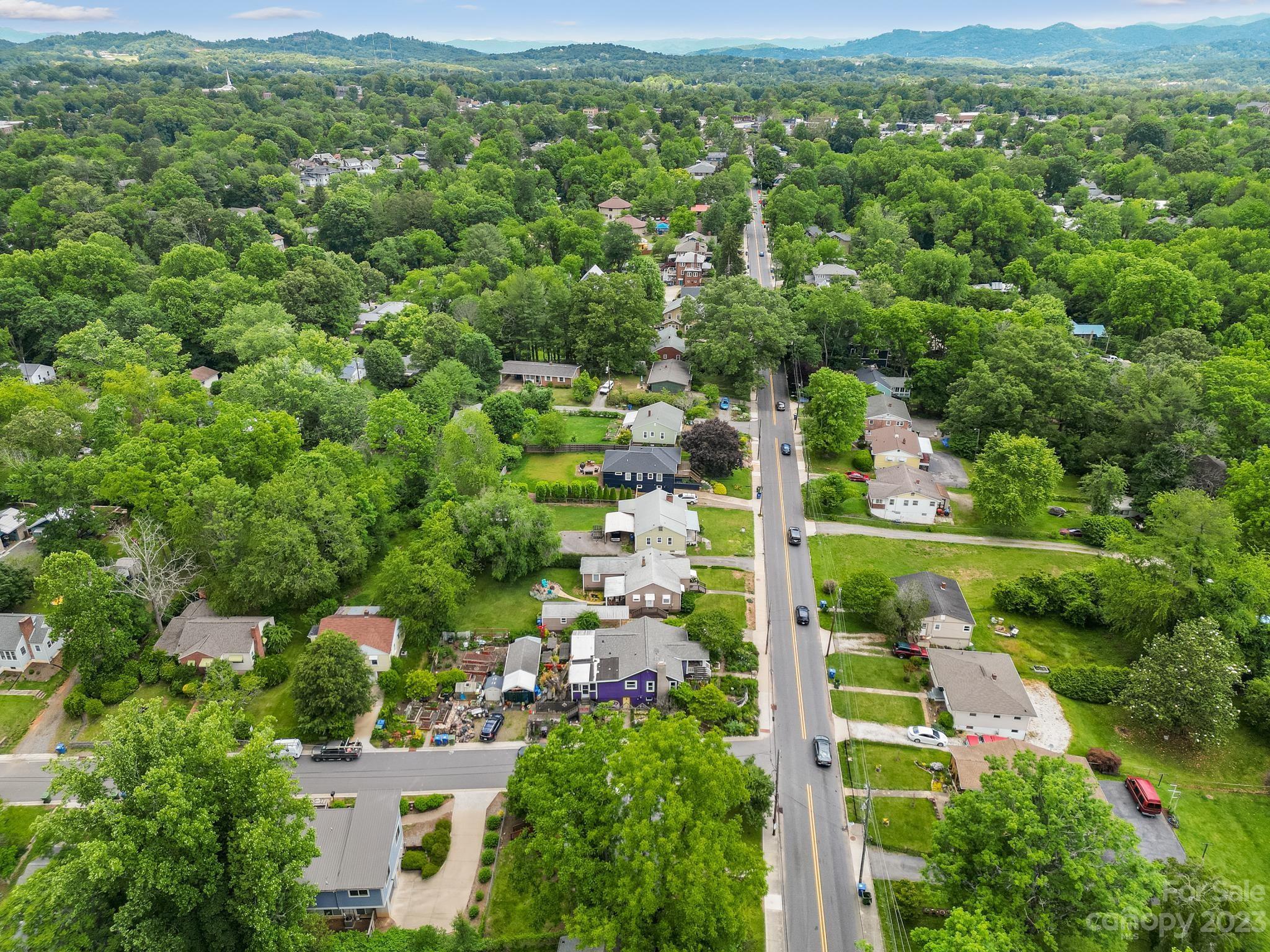211 Brevard Road Asheville, NC 28806 - Photo 29 of 33 Gallery Image 29