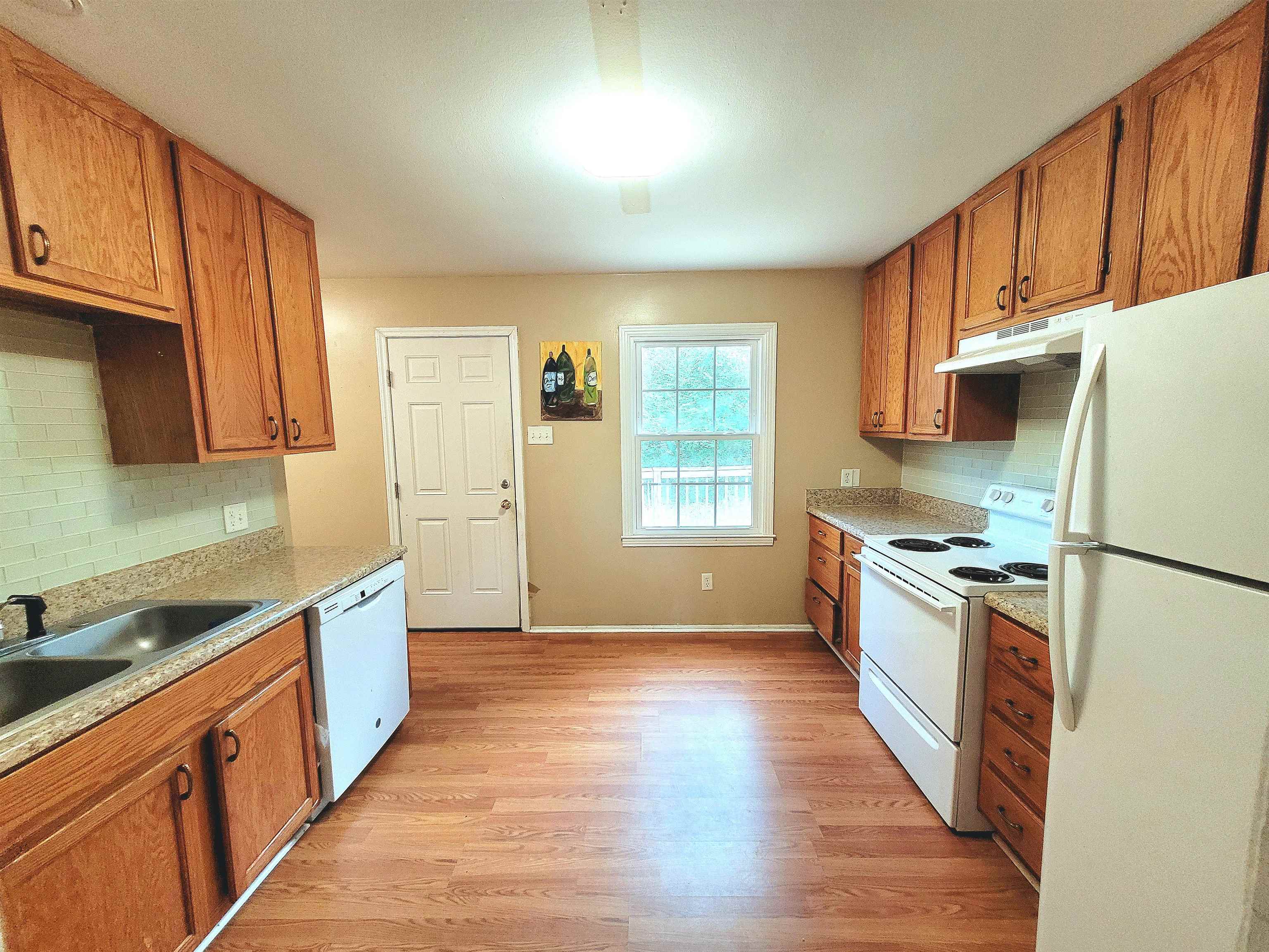 35920 County Road 39 Stapleton, AL 36578 - Photo 7 of 16 Kitchen