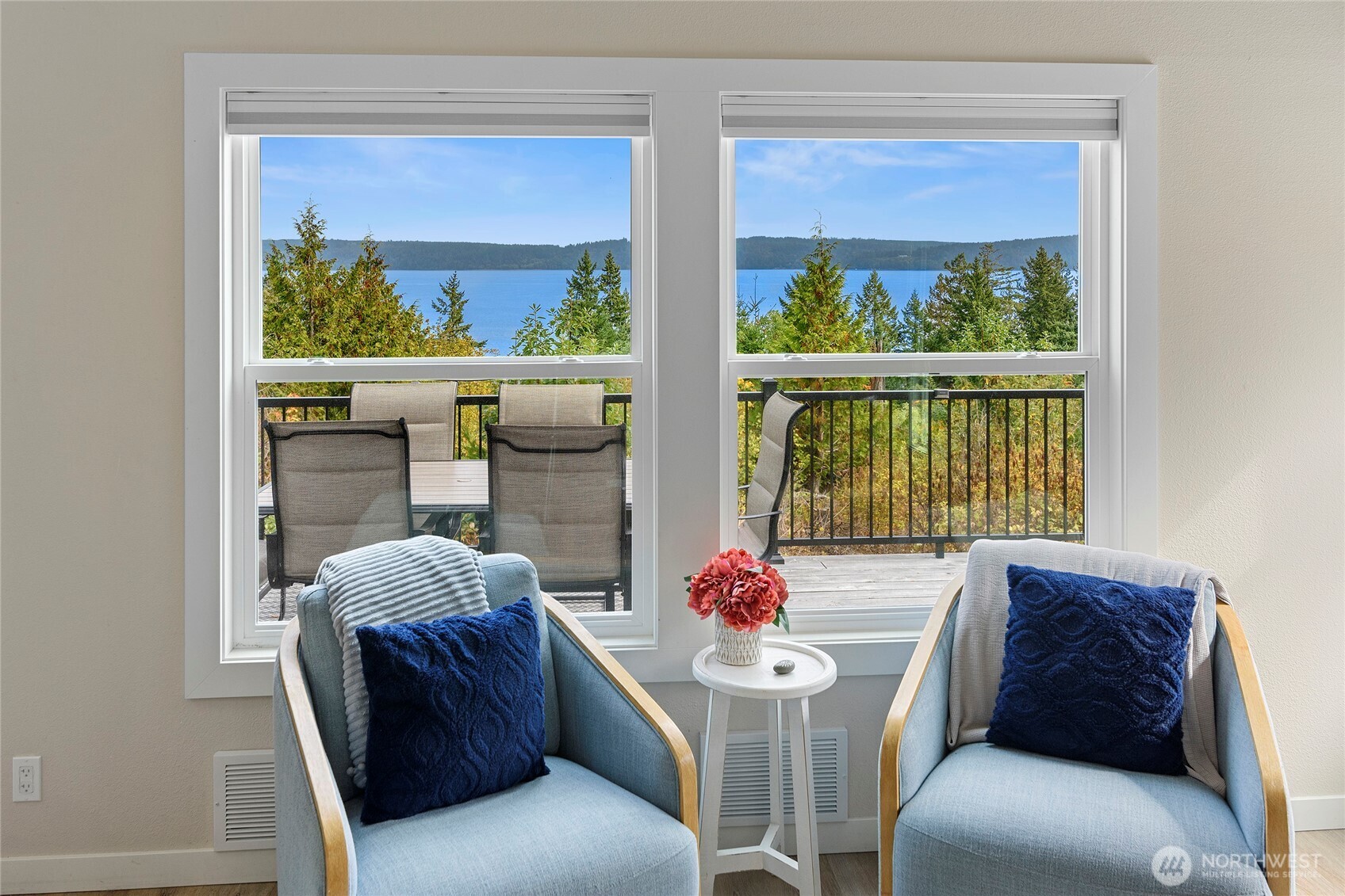 304292 Highway 101 Brinnon, WA 98320 - Photo 6 of 33 a living room with furniture and a window