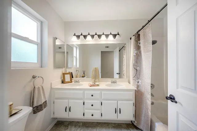 $747,900 | 31202 Enfield Lane, Temecula, CA 92591