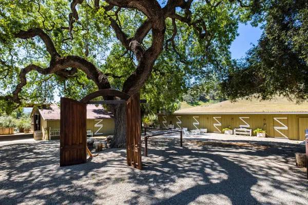 $8,495,000 | 2051 Highway 101, Buellton, CA 93427