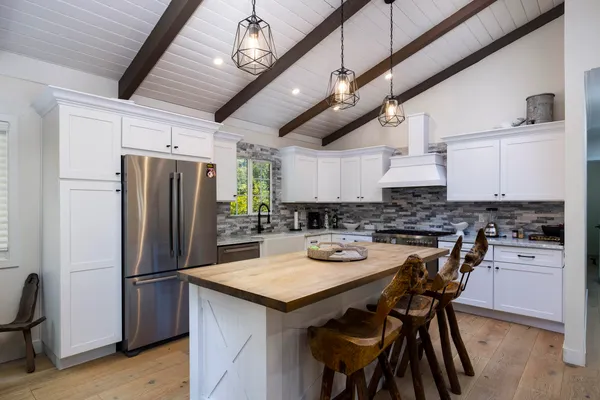 $8,495,000 | 2051 Highway 101, Buellton, CA 93427