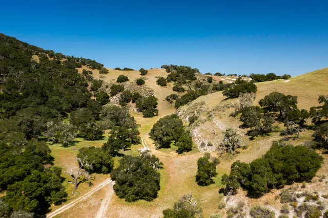 $8,495,000 | 2051 Highway 101, Buellton, CA 93427