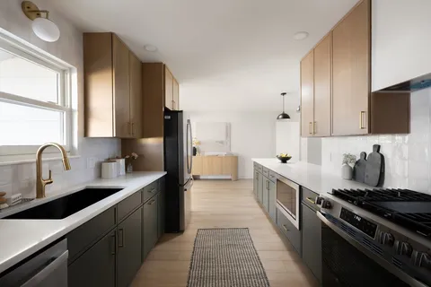 $724,000 | 2108 Lanier Drive, Austin, TX 78757