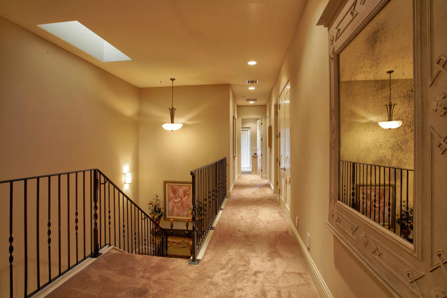 425 North Ocean Boulevard, Unit 1 Boca Raton, FL 33432 - Photo 11 of 23 425-N-Ocean_IMG_3176_large