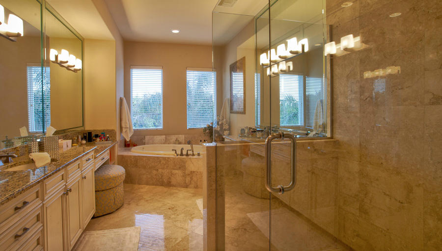 425 North Ocean Boulevard, Unit 1 Boca Raton, FL 33432 - Photo 7 of 23 425-N-Ocean_IMG_3166_large