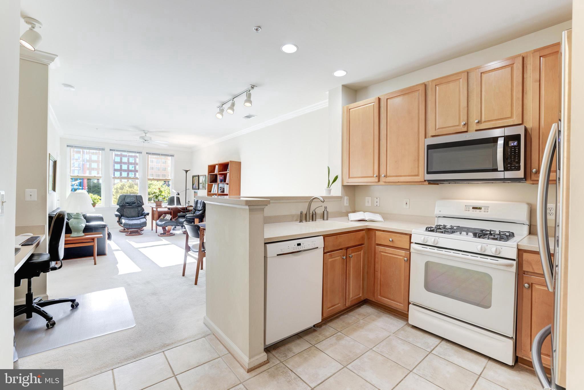 12001 Market Street, Unit 305 Reston, VA 20190 - Photo 2 of 71