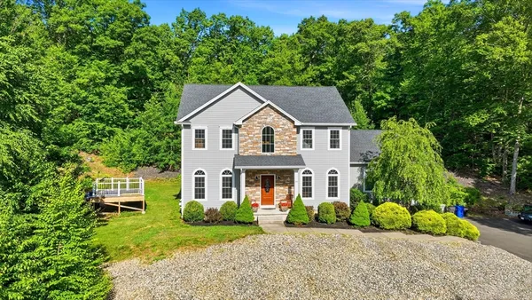 $795,000 | 34 Bissonnette Circle, Southampton, MA 01073