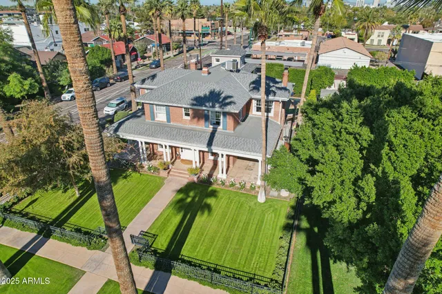 $1,800,000 | 344 West Lynwood Street, Phoenix, AZ 85003