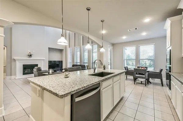 $4,000 | 16526 Whiteoak Canyon Drive, Humble, TX 77346