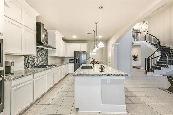 $4,000 | 16526 Whiteoak Canyon Drive, Humble, TX 77346