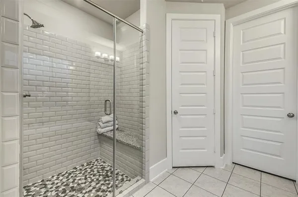 $4,000 | 16526 Whiteoak Canyon Drive, Humble, TX 77346