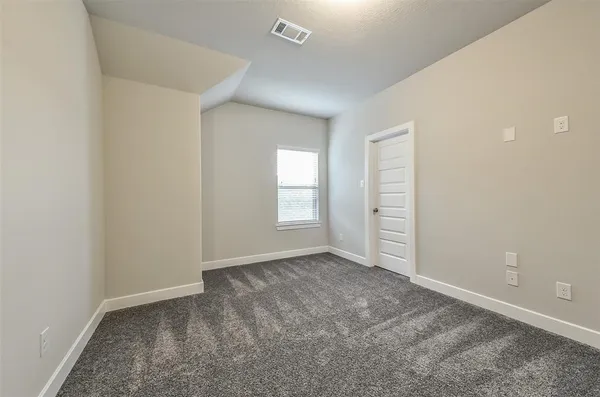 $4,000 | 16526 Whiteoak Canyon Drive, Humble, TX 77346