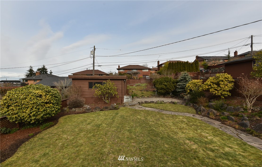 4010 Southwest Director Street Seattle, WA 98136 - Photo 21 of 25 Gallery Image 21