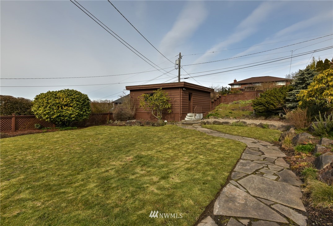 4010 Southwest Director Street Seattle, WA 98136 - Photo 23 of 25 Gallery Image 23