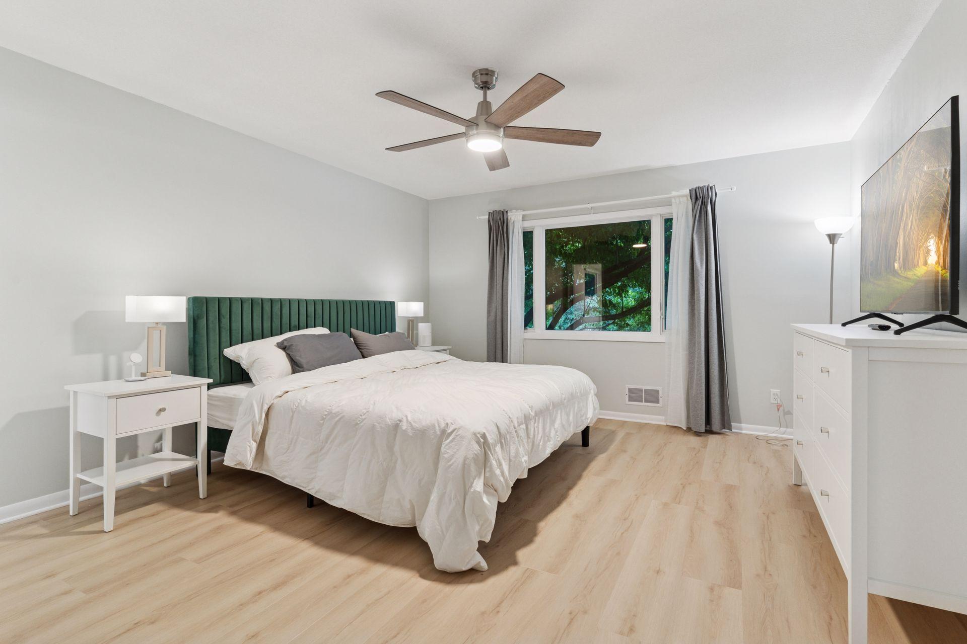 613 South Owasso Boulevard West Roseville, MN 55113 - Photo 14 of 29