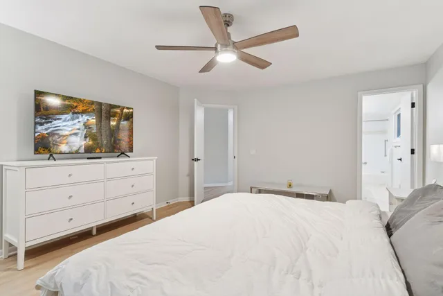 $614,900 | 613 South Owasso Boulevard West, Roseville, MN 55113