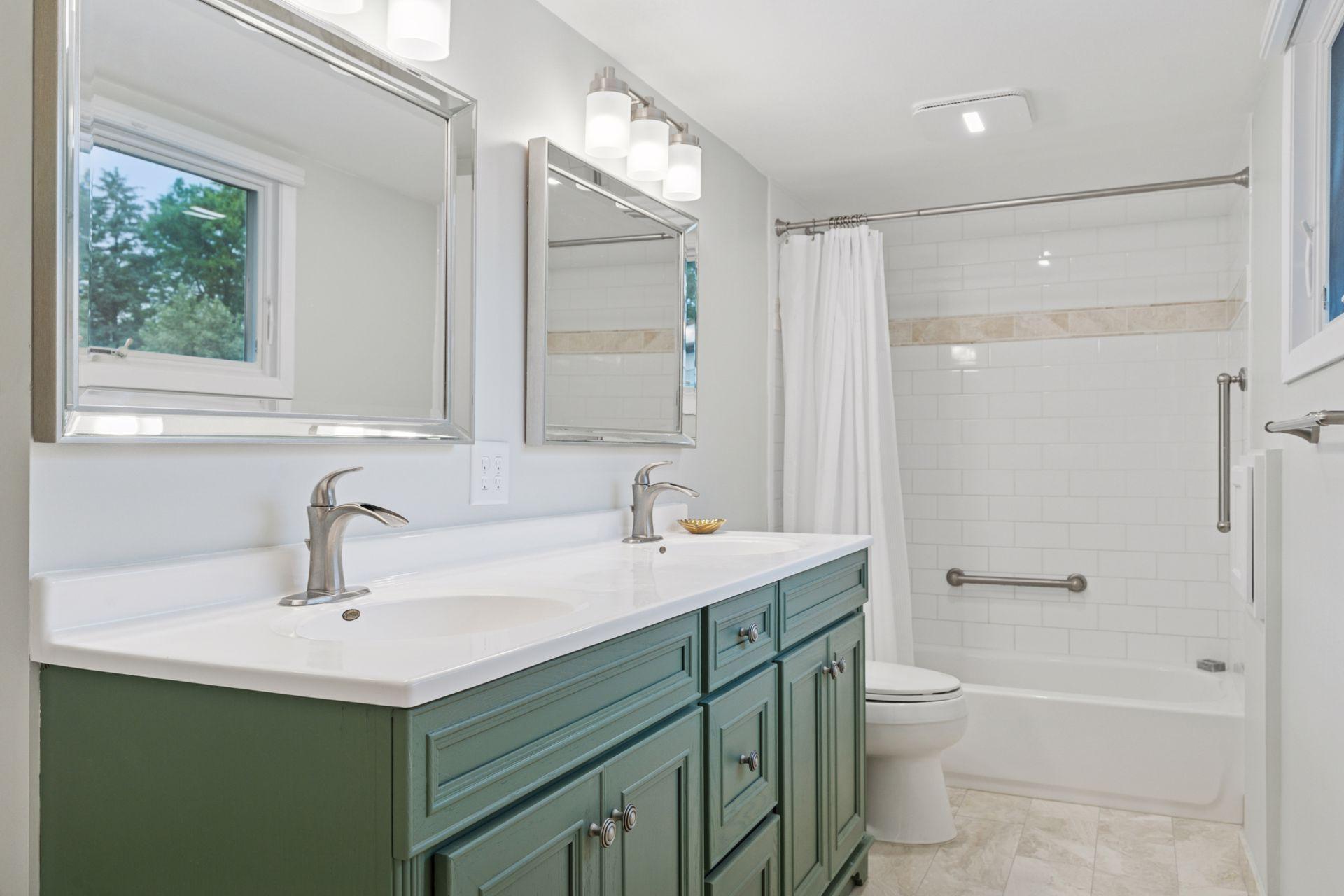 613 South Owasso Boulevard West Roseville, MN 55113 - Photo 16 of 29