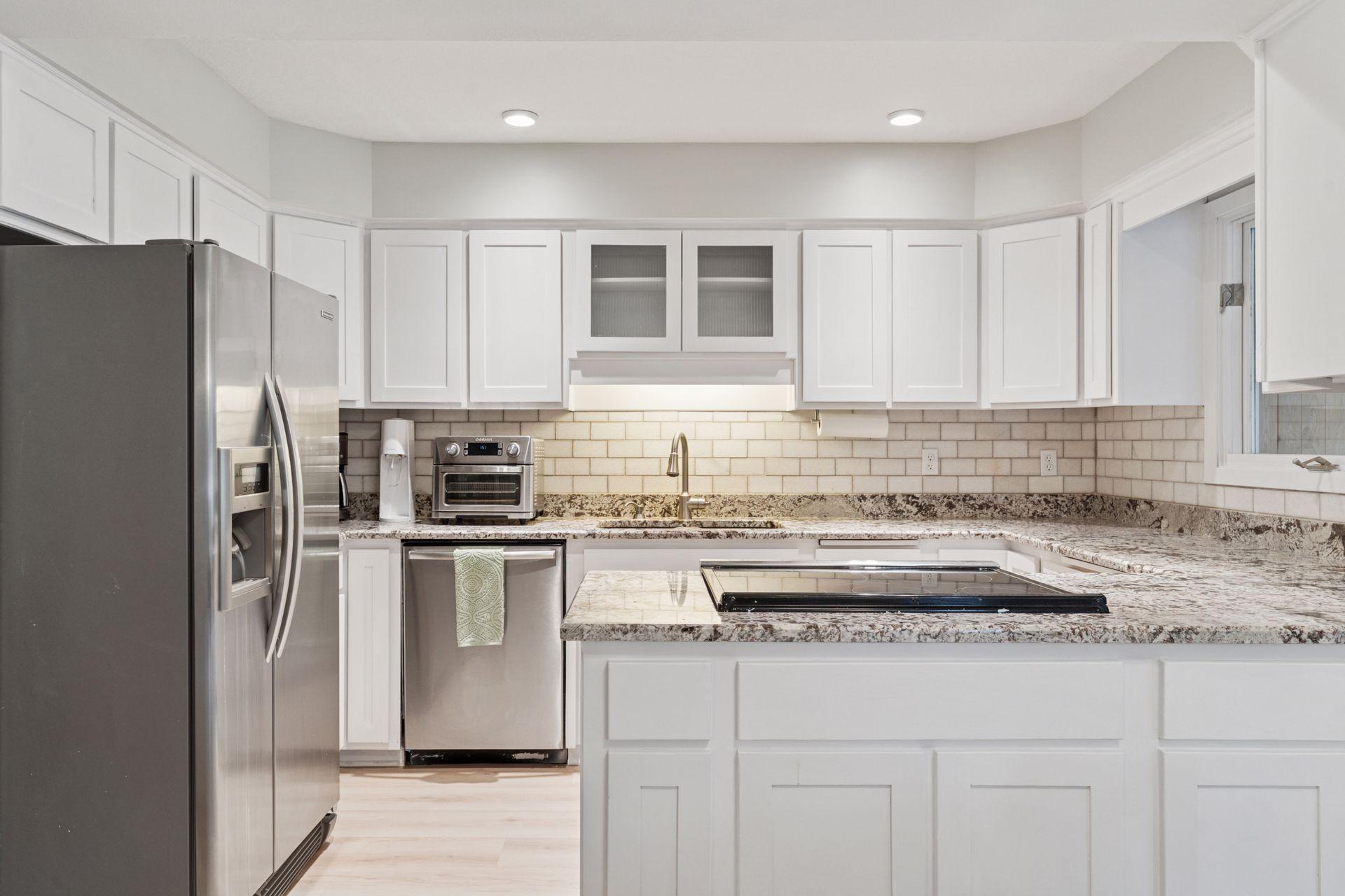 613 South Owasso Boulevard West Roseville, MN 55113 - Photo 7 of 29