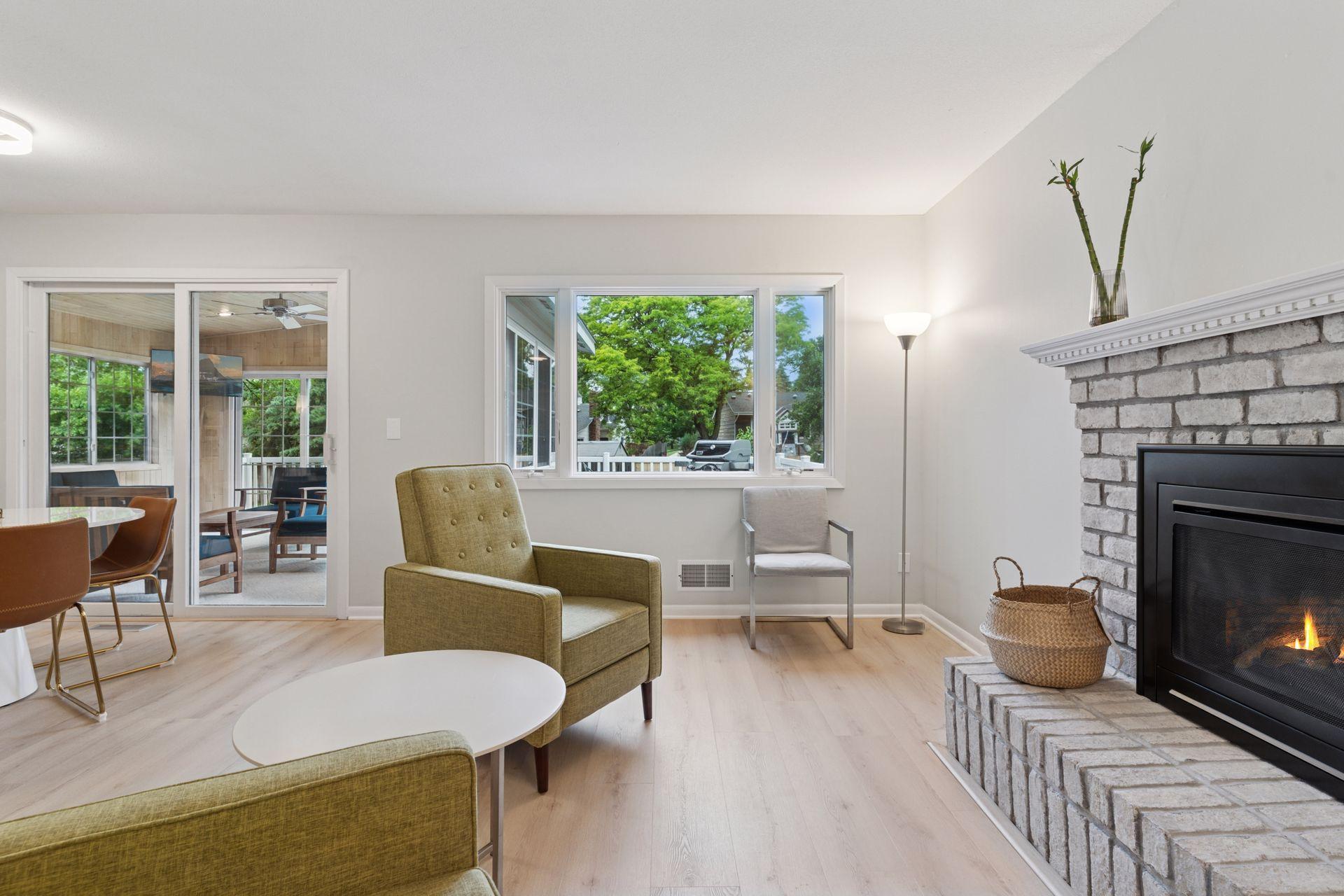 613 South Owasso Boulevard West Roseville, MN 55113 - Photo 10 of 29