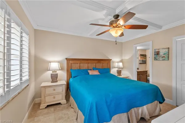 $575,000 | 414 Broad Avenue South, Unit H414, Naples, FL 34102