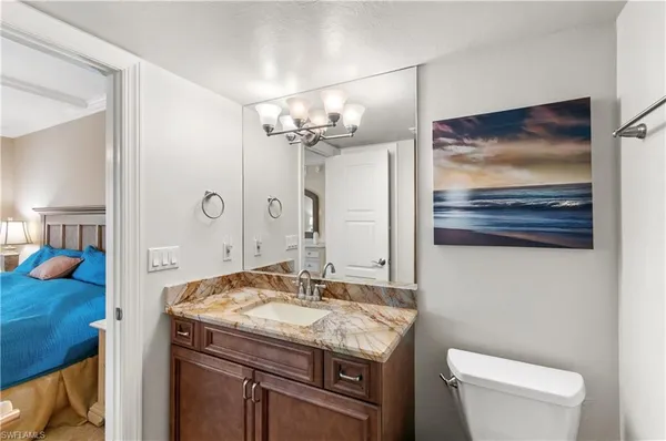 $575,000 | 414 Broad Avenue South, Unit H414, Naples, FL 34102