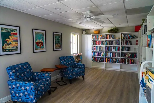 $575,000 | 414 Broad Avenue South, Unit H414, Naples, FL 34102