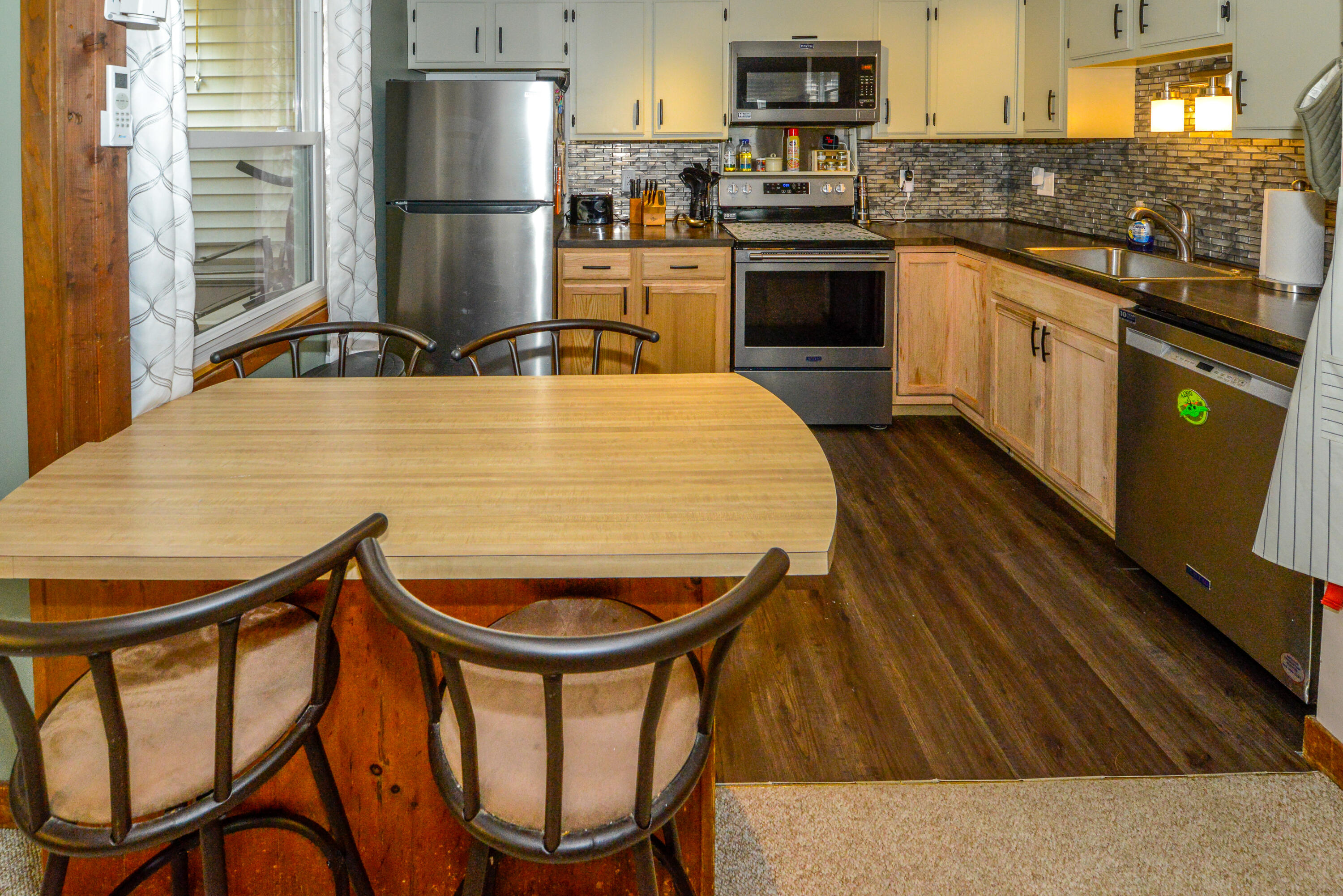 6 East Pinnacle Road, Unit 6 Bridgton, ME 04009 - Photo 8 of 81 6 East Pinnacle Road-69